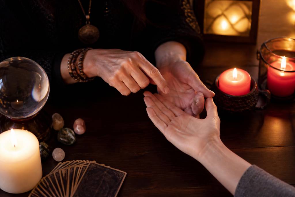 Reine de baton : signification, interprétation et messages du tarot